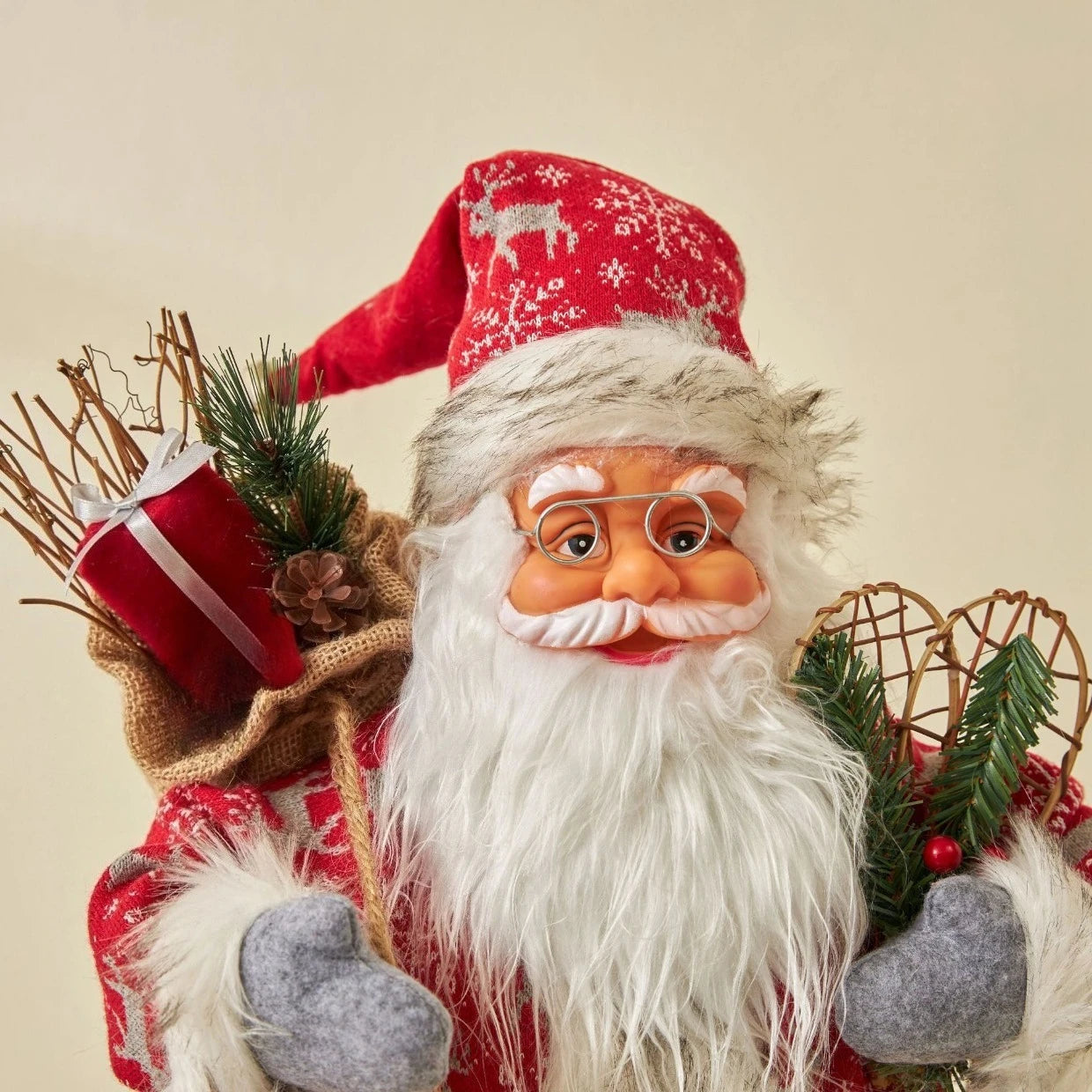 Santa Claus Christmas Statue